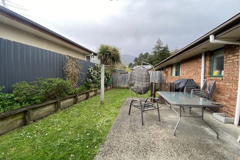 Photo of property in 16 Admiralty Place, Waikawa, Picton, 7220