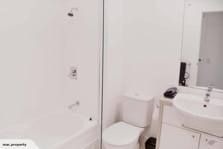 Photo of property in 1l/160 Symonds Street, Eden Terrace, Auckland, 1010