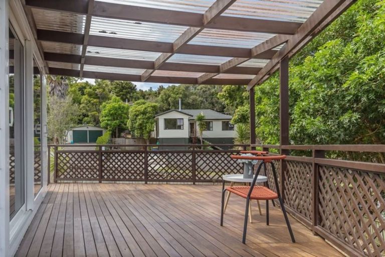 Photo of property in 1/29 Cranston Street, Torbay, Auckland, 0632