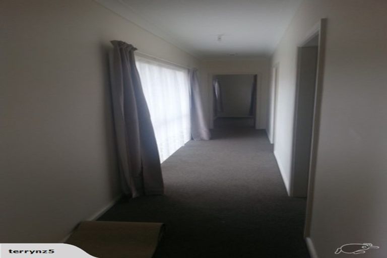 Photo of property in 71 Yaldhurst Road, Sockburn, Christchurch, 8042