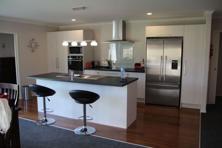 Photo of property in 14 Ryder Drive, Waiwhakaiho, New Plymouth, 4312