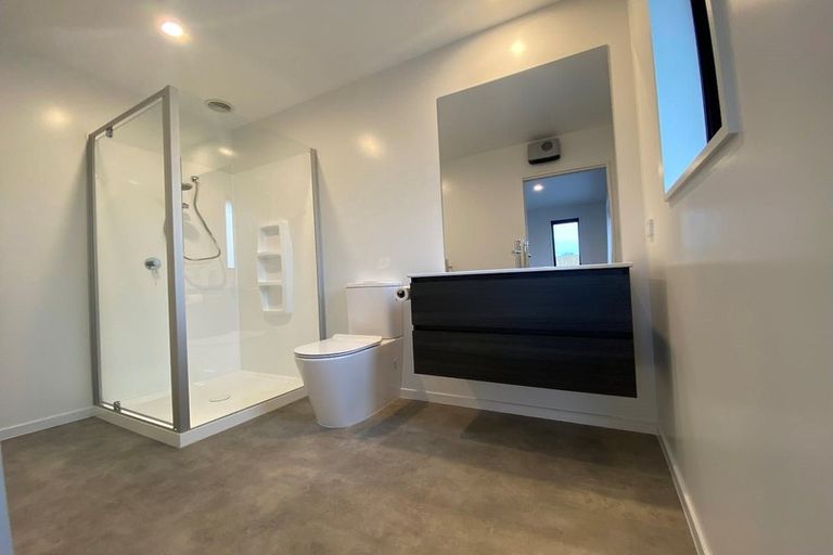 Photo of property in 19 Mcquillan Avenue, Woodend, 7610