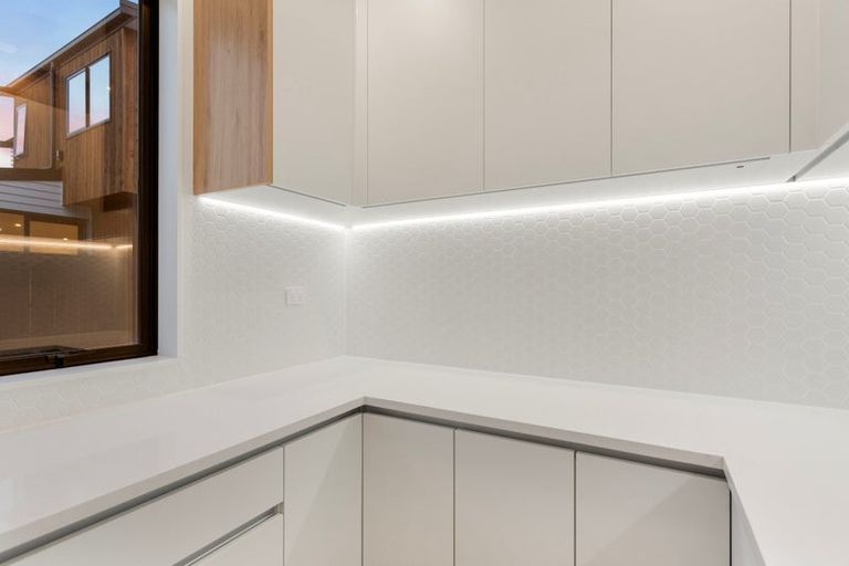 Photo of property in 14d Benders Avenue, Hillcrest, Auckland, 0627