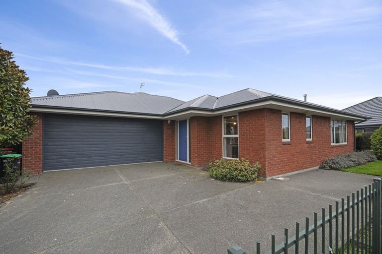 Photo of property in 50 Somerville Crescent, Aidanfield, Christchurch, 8025