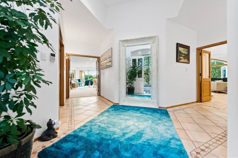 Photo of property in 82 Brownhill Road, Whitford, Manurewa, 2576