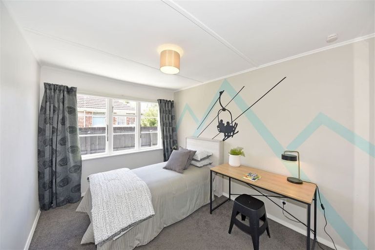 Photo of property in 9 Morrison Avenue, Northcote, Christchurch, 8052