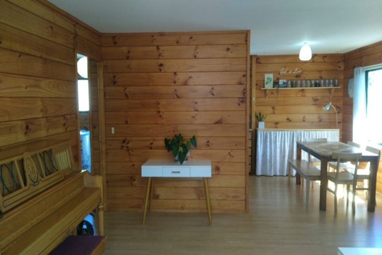 Photo of property in 1/3 Manutara Avenue, Forrest Hill, Auckland, 0620