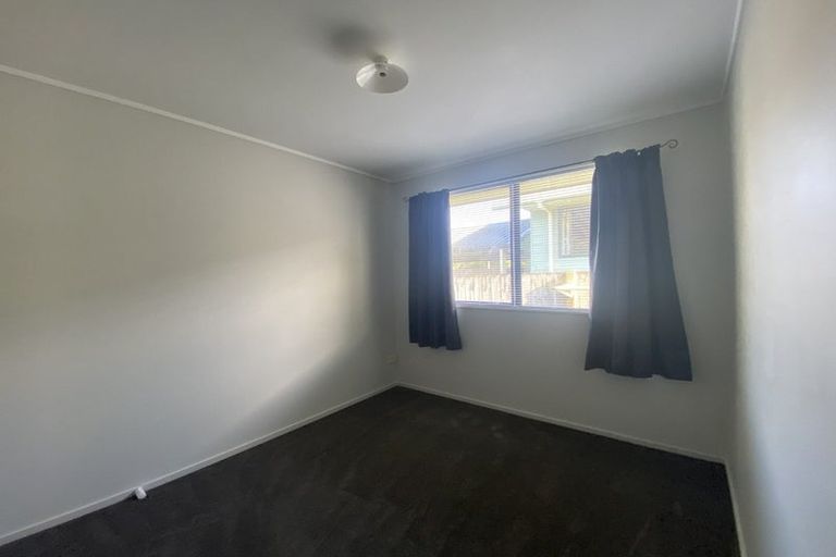 Photo of property in 33 Otanerua Road, Hatfields Beach, Orewa, 0931