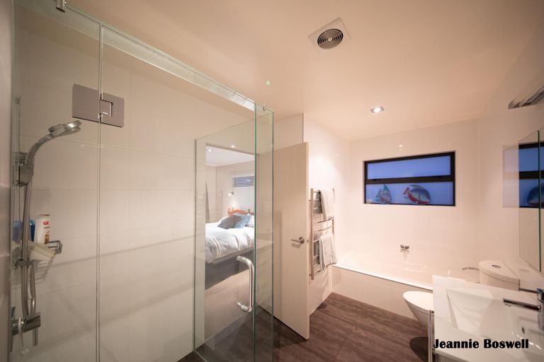 Photo of property in 5 Virtue Place, Hokowhitu, Palmerston North, 4410