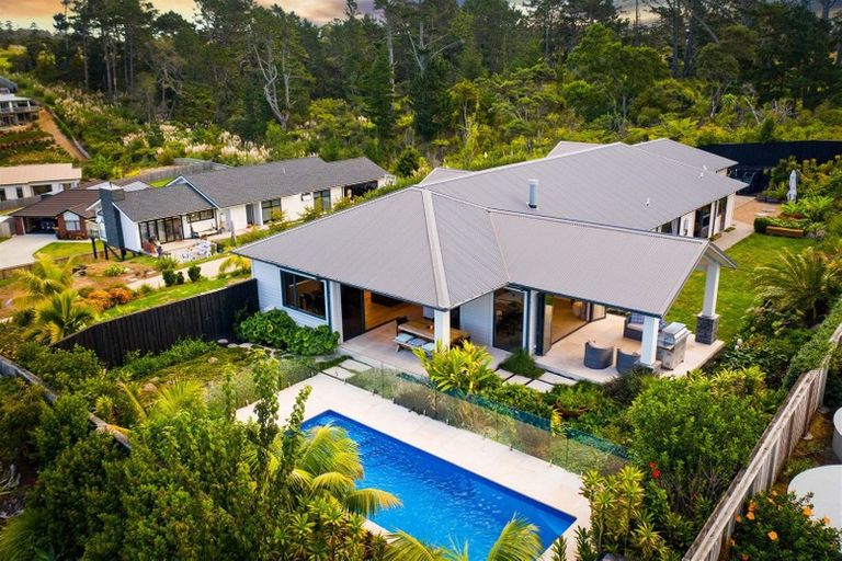 Photo of property in 84 Solan Drive, Waimauku, 0812