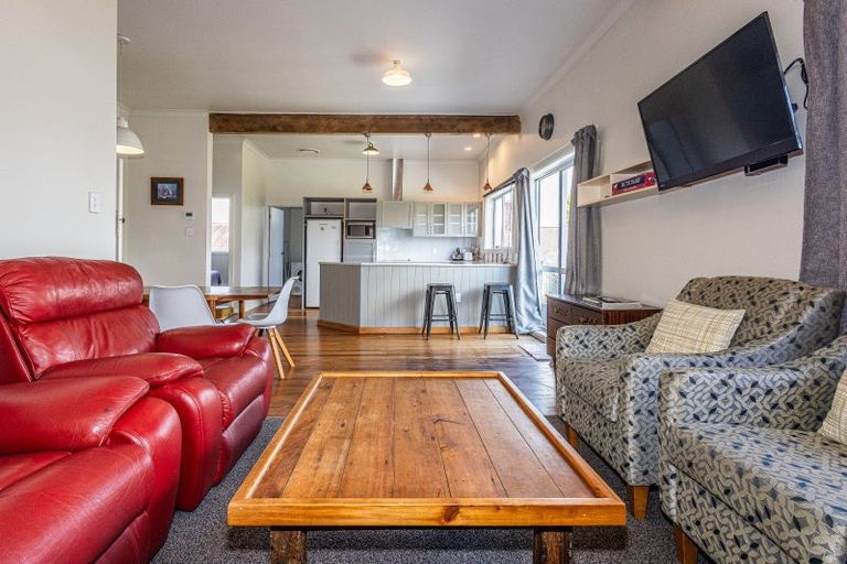 Photo of property in 52 Seddon Street, Raetihi, 4632