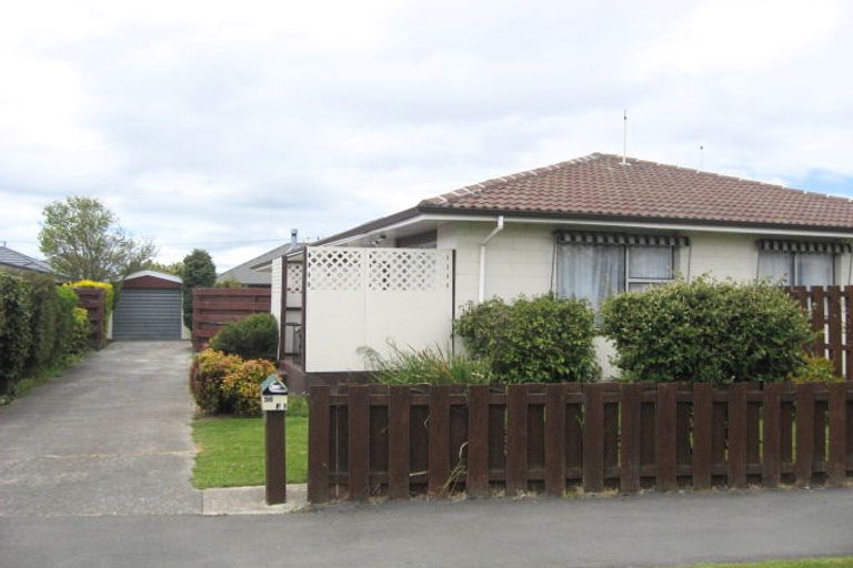 Photo of property in 2/56 Sapphire Street, Casebrook, Christchurch, 8051