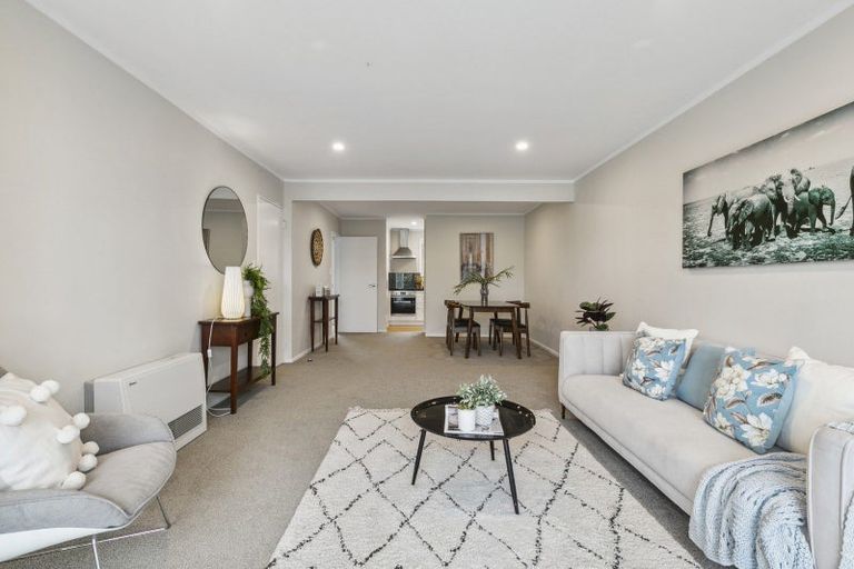 Photo of property in 13 Gipps Street, Karori, Wellington, 6012