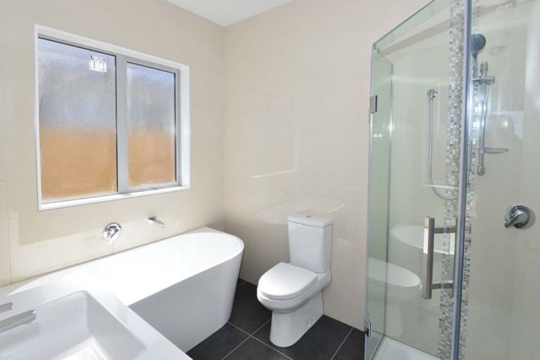 Photo of property in 14 Ruth Craig Place, Stanmore Bay, Whangaparaoa, 0932