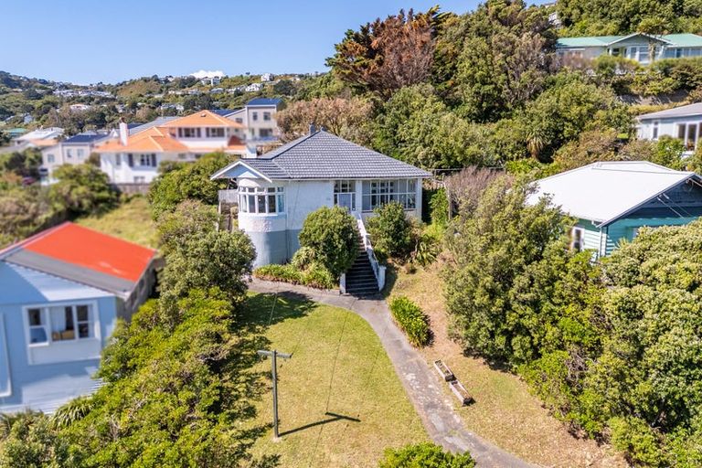 Photo of property in 13 Brighton Street, Island Bay, Wellington, 6023