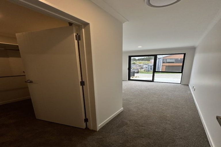 Photo of property in 3 Kikorangi Drive, Wainui, Silverdale, 0992