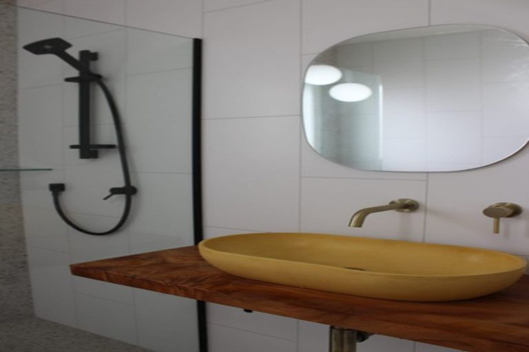 Photo of property in 167 Saint Aubyn Street, New Plymouth, 4310