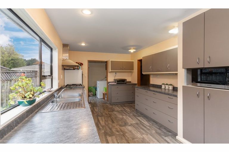 Photo of property in 146 Pages Road, Wainoni, Christchurch, 8061