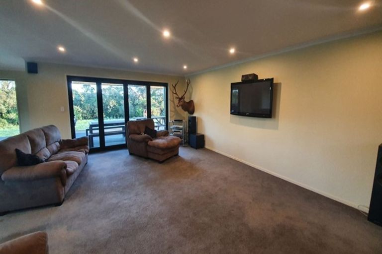 Photo of property in Windsor Road, Kaimiro, Inglewood, 4386