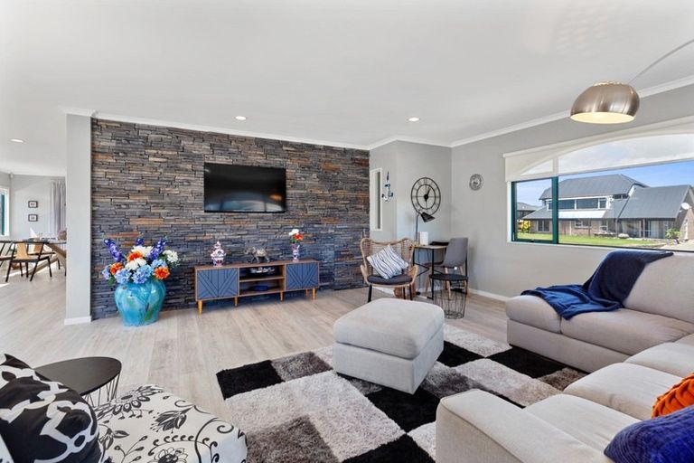 Photo of property in 26a Sunbrae Grove, Mount Maunganui, 3116