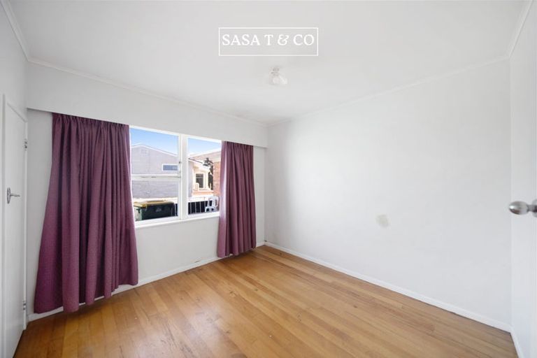 Photo of property in 43a Vine Street, Mangere East, Auckland, 2024