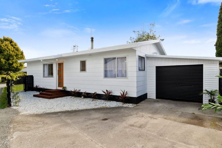 Photo of property in 21b Doncaster Drive, Papamoa Beach, Papamoa, 3118