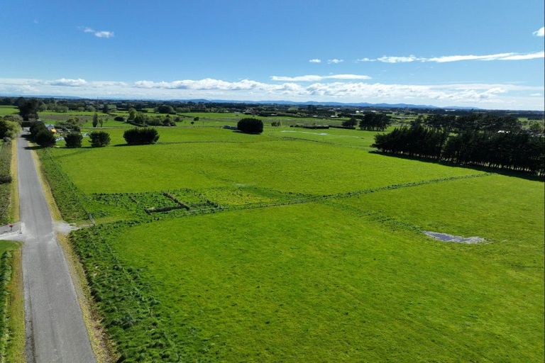 Photo of property in 33 Mckellar Road, Seaward Bush, Invercargill, 9871