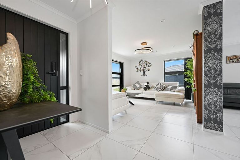 Photo of property in 5 Kowaro Street, Rototuna North, Hamilton, 3210