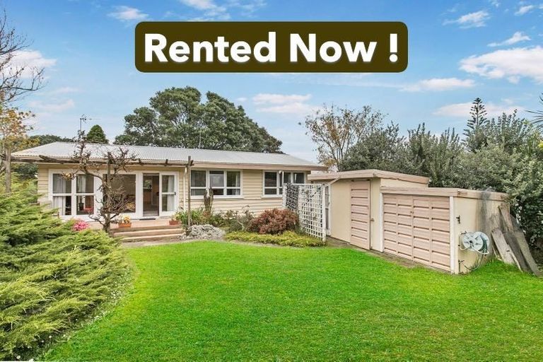 Photo of property in 60 Hogans Road, Glenfield, Auckland, 0629