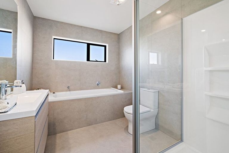 Photo of property in 20 Kilcadden Drive, Flat Bush, Auckland, 2019