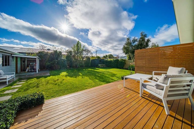 Photo of property in 17 Courage Road, Amberley, 7410