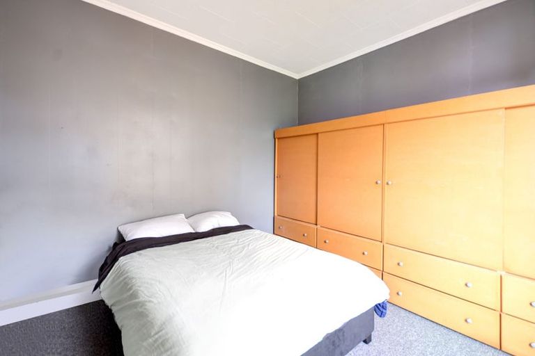 Photo of property in 37 Peter Street, Caversham, Dunedin, 9012