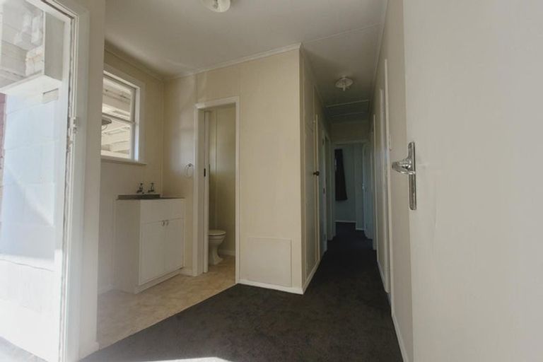 Photo of property in 28 Gear Terrace, Ranui, Porirua, 5024