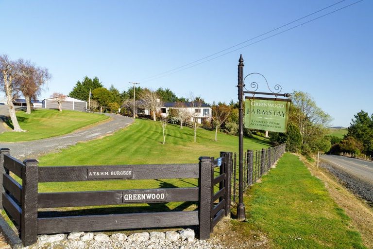 Photo of property in 739 Purakaunui Falls Road, Tarara, Owaka, 9586