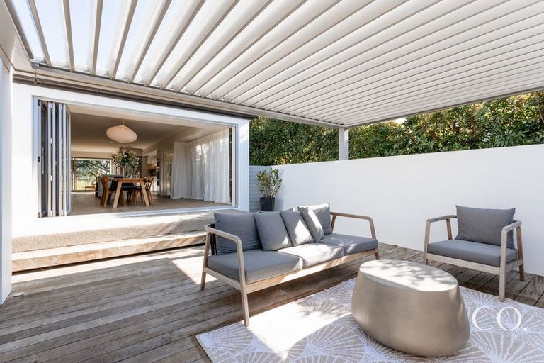 Photo of property in 194 Oceanbeach Road, Mount Maunganui, 3116