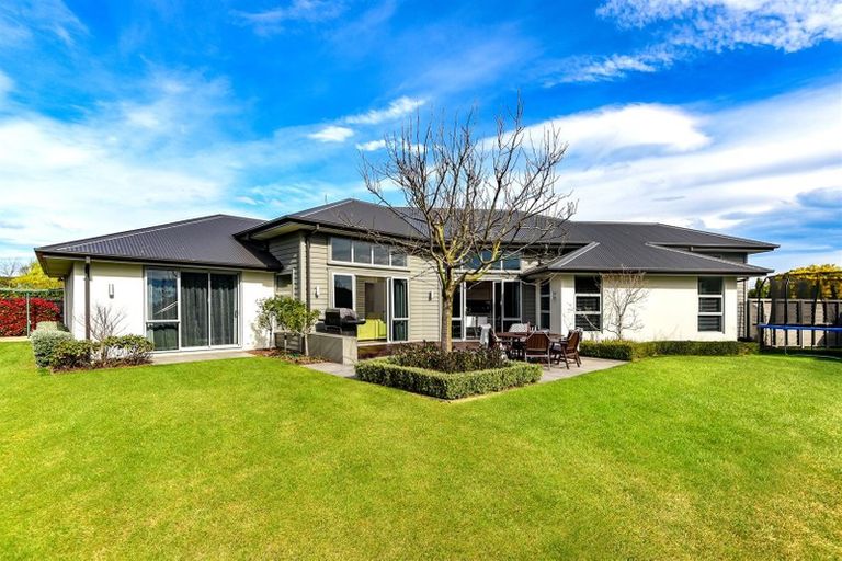 Photo of property in 10a Prebblewood Drive, Prebbleton, 7604