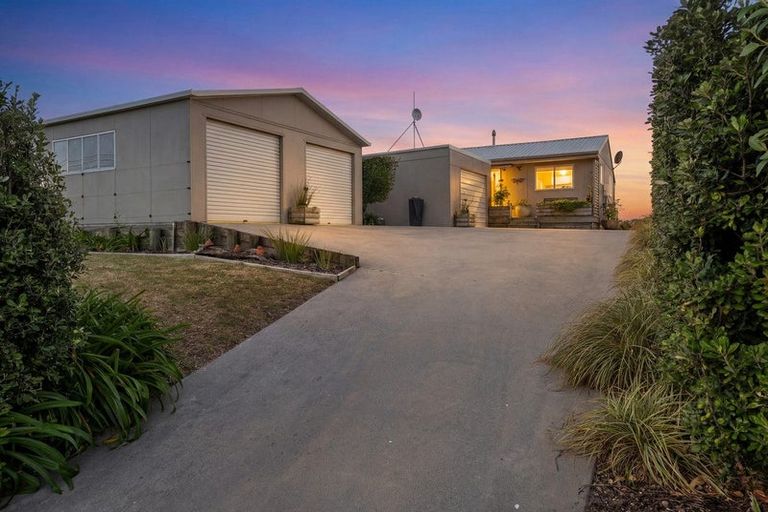 Photo of property in 151 Pukehina Parade, Pukehina, Te Puke, 3189