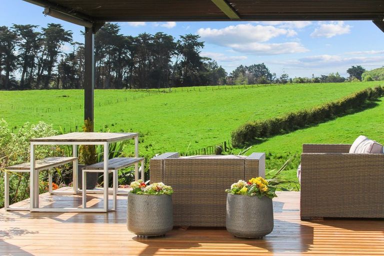 Photo of property in 6b Goble Road, Clarks Beach, Pukekohe, 2679