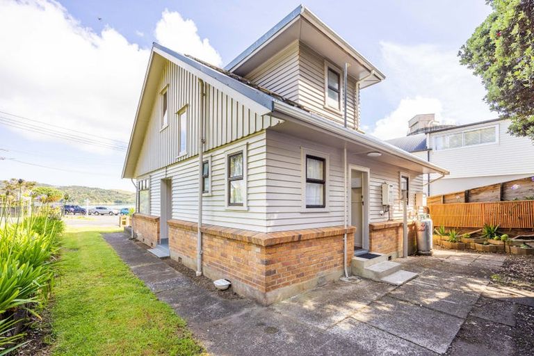 Photo of property in 39 Rose Street, Raglan, 3225