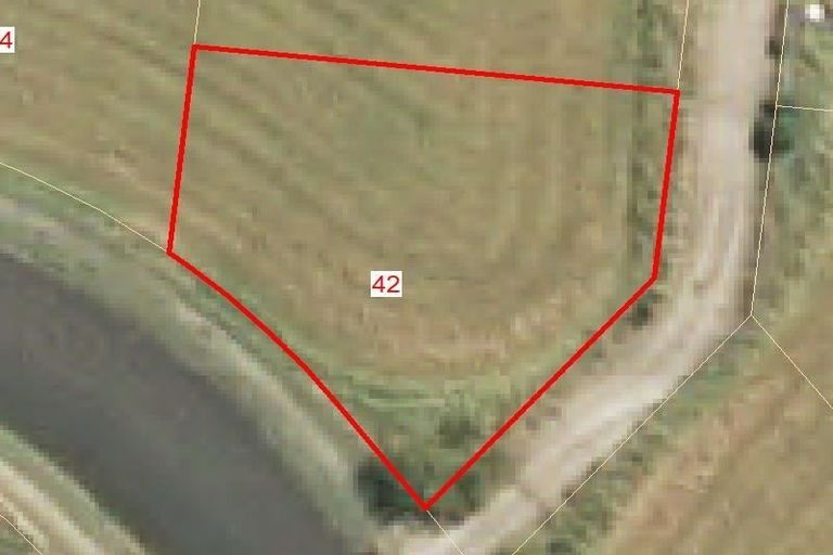 Photo of property in 42 County Drive, Hawera, 4610