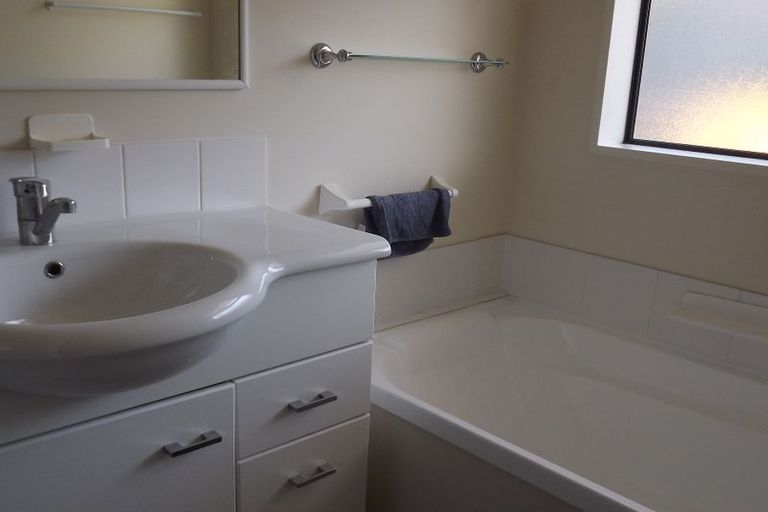 Photo of property in 64 Peel Street, Geraldine, 7930