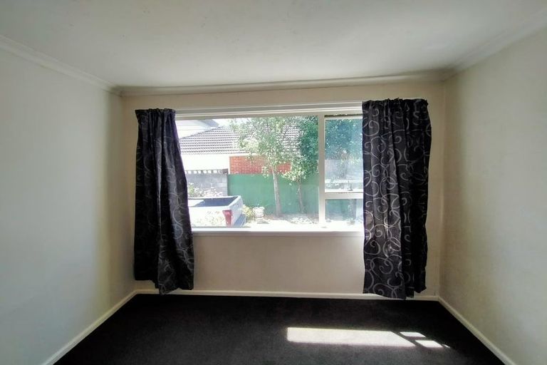 Photo of property in 128 Main South Road, Sockburn, Christchurch, 8042