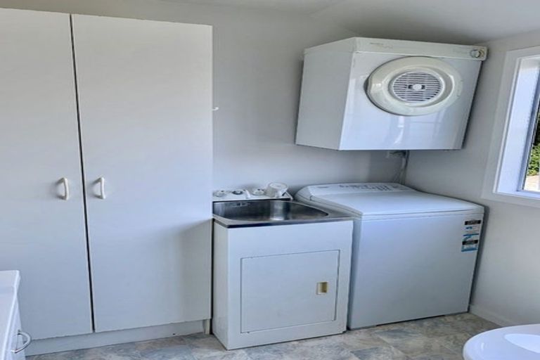 Photo of property in 31 Allenby Avenue, Devonport, Auckland, 0624