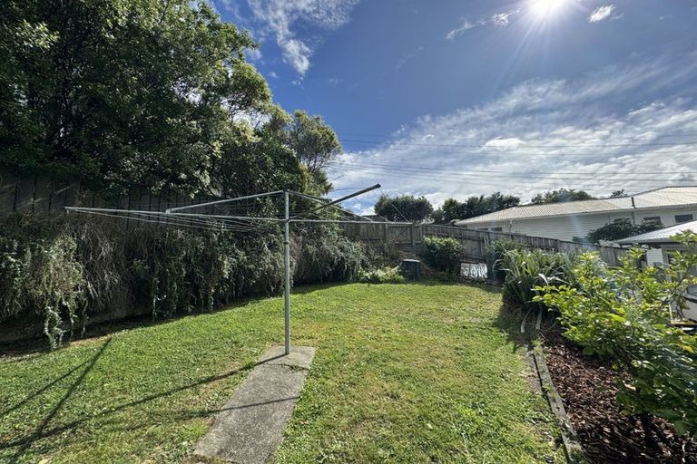 Photo of property in 12 Monowai Road, Johnsonville, Wellington, 6037