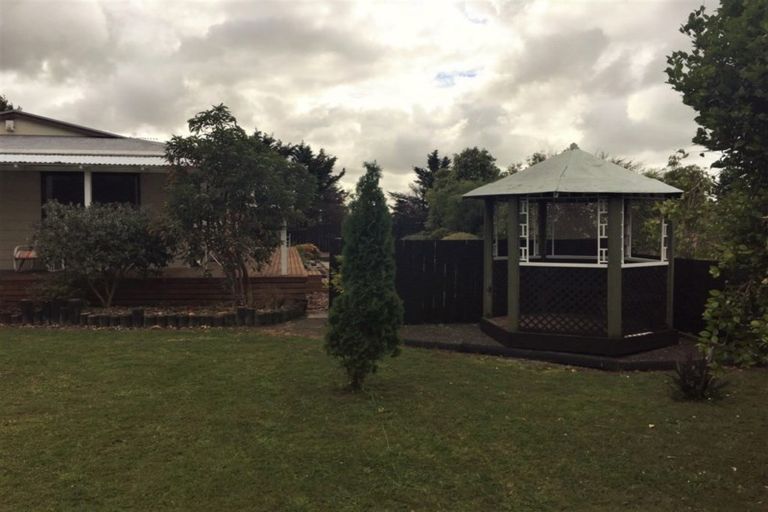 Photo of property in 49 Kath Henry Lane, Drury, 2113