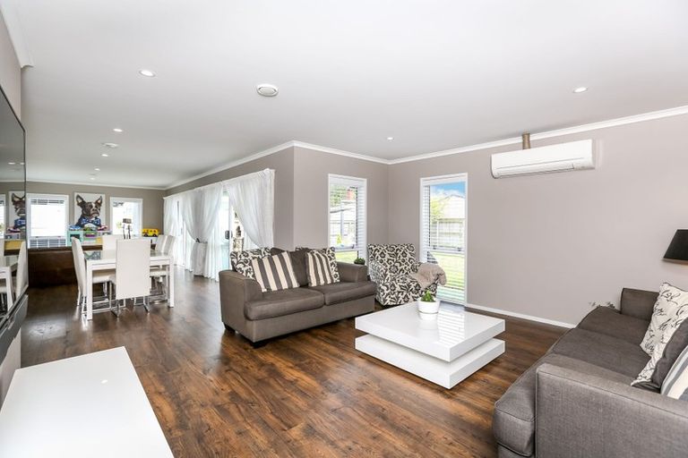 Photo of property in 5 Keene Drive, Bell Block, New Plymouth, 4312