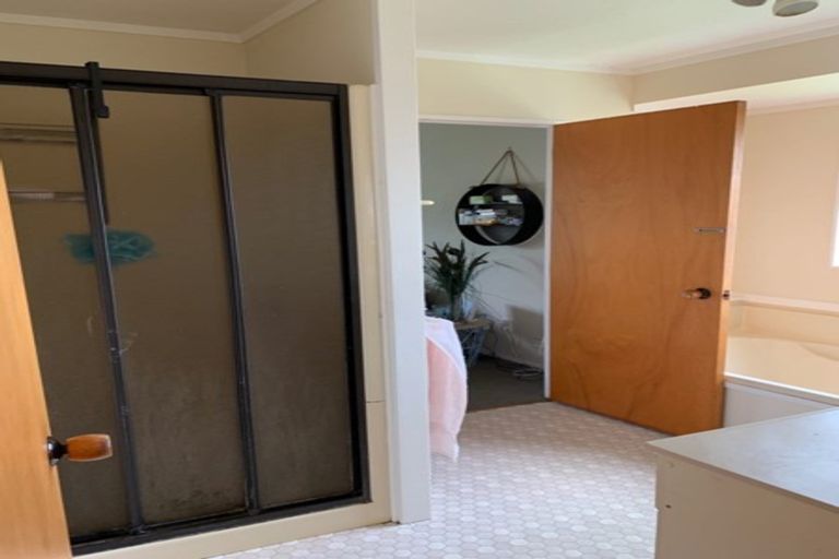 Photo of property in 23 Sandgate Avenue, Botany Downs, Auckland, 2010