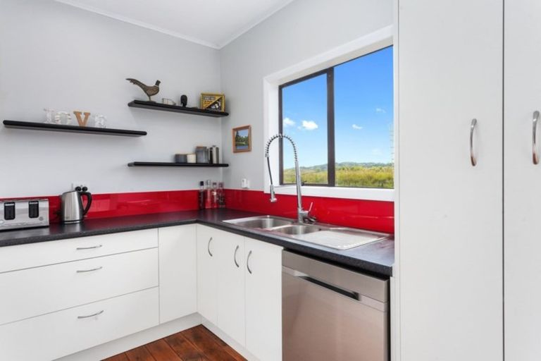 Photo of property in 41 Rewatu Road, Poroporo, Whakatane, 3191