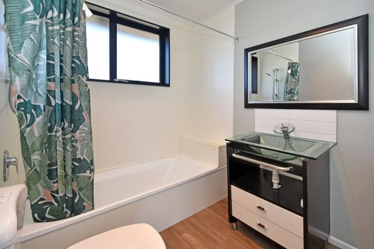 Photo of property in 4/430 Ferry Road, Woolston, Christchurch, 8023