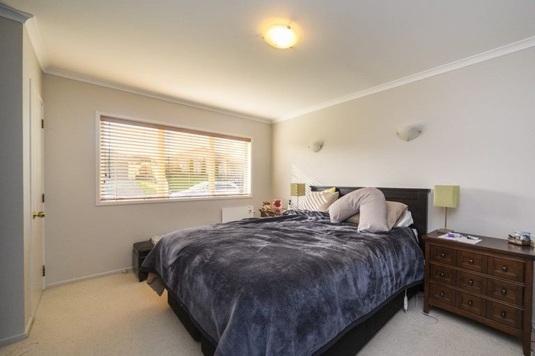Photo of property in 93 Parnell Heights, Kelvin Grove, Palmerston North, 4414